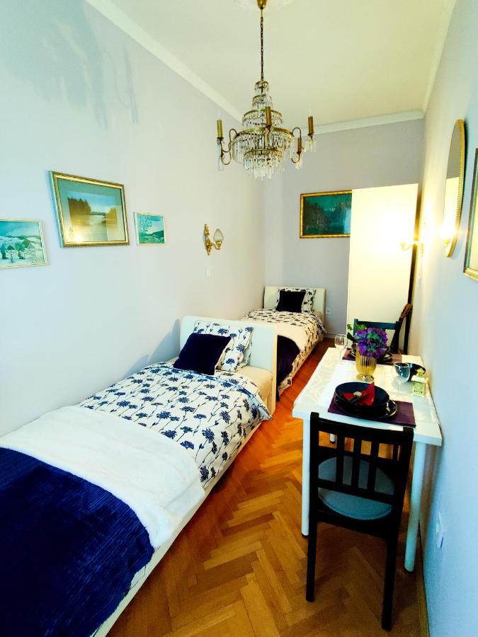 2 On Seven Apartment Zagreb Luaran gambar